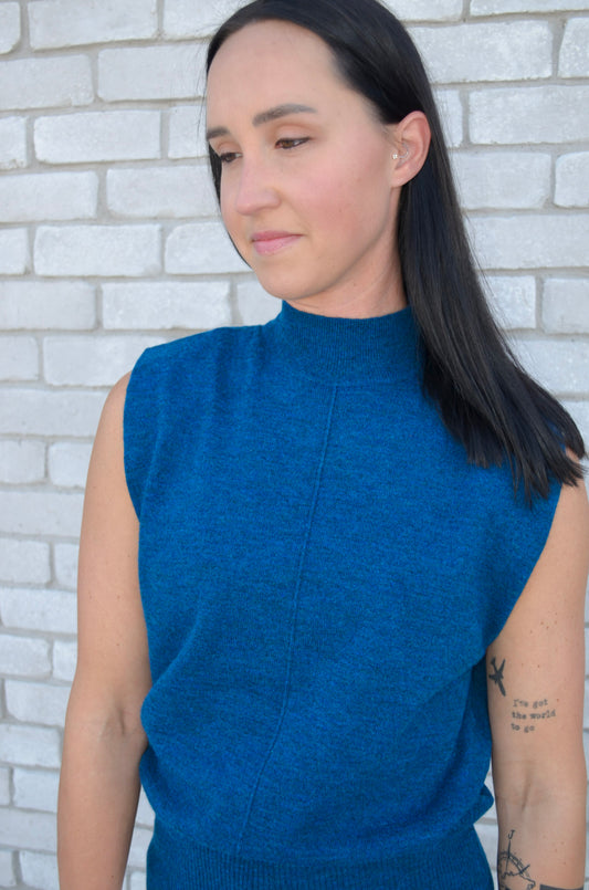 Elan Chelcie Sleeveless Sweater Vest