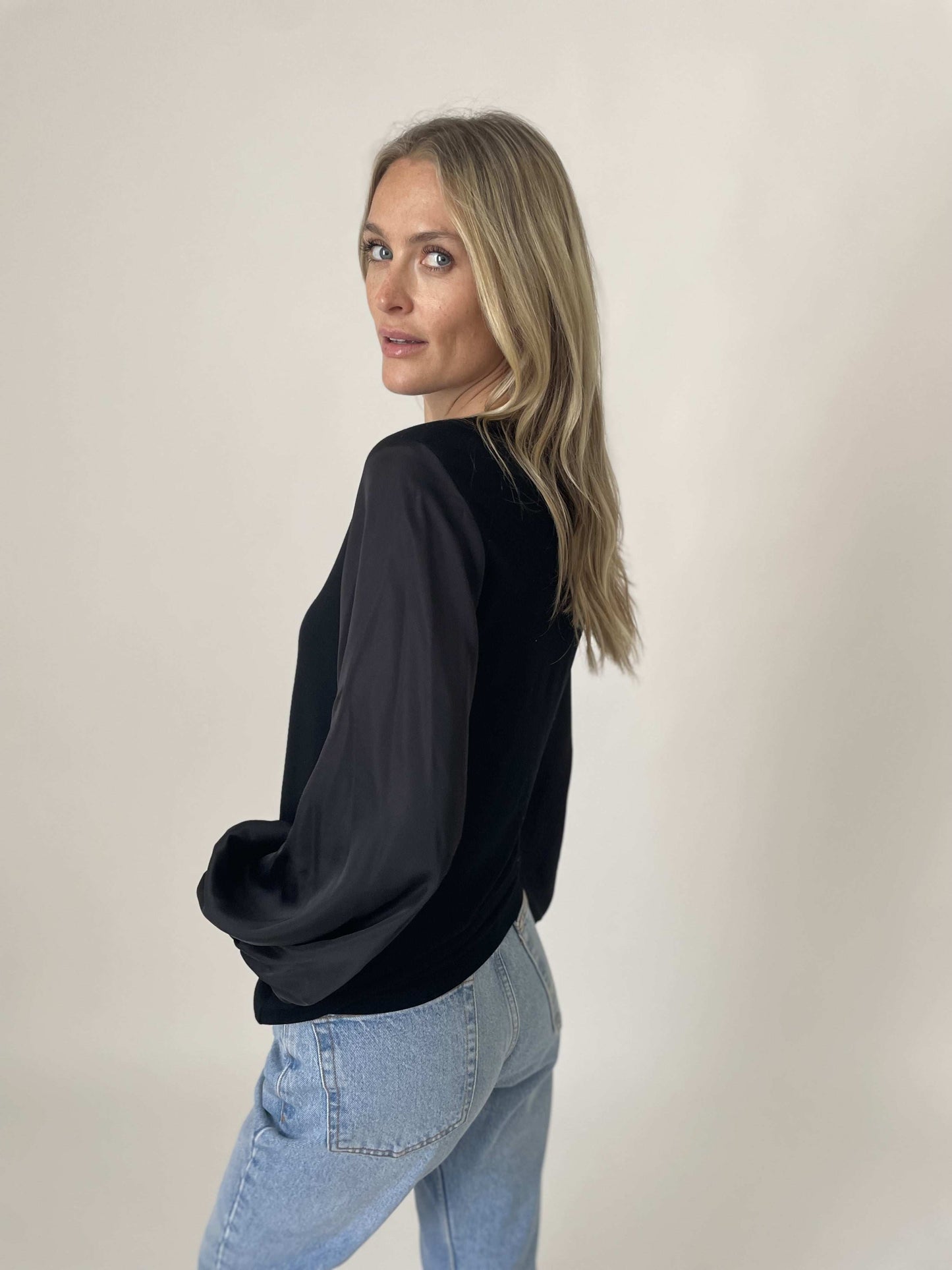 Six/Fifty | Janie Satin Sleeve Top
