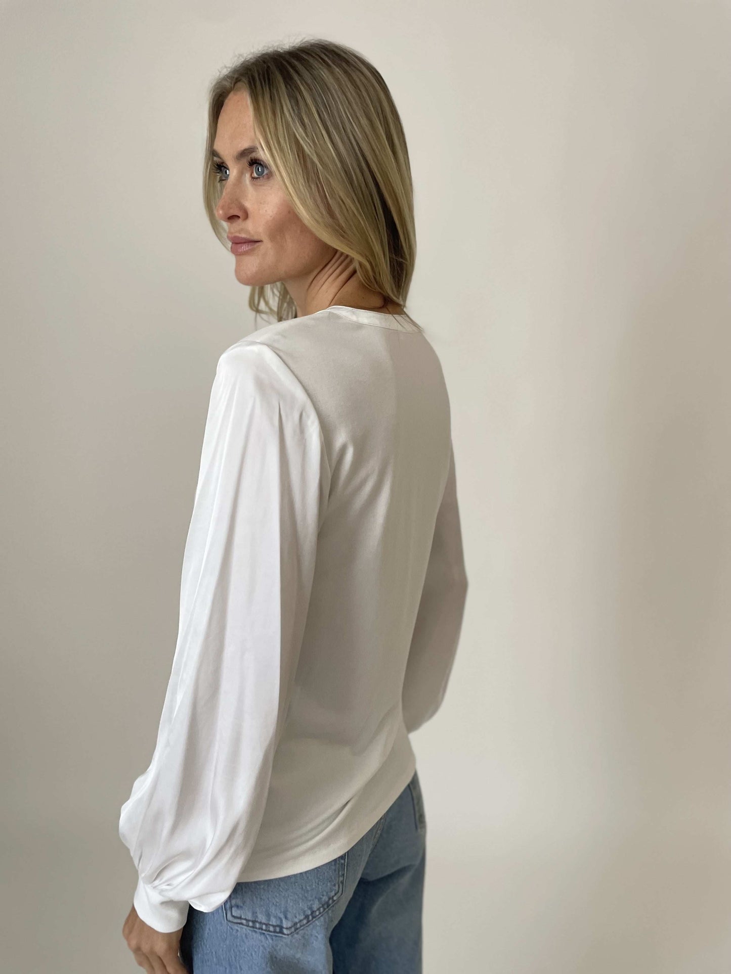 Six/Fifty | Janie Satin Sleeve Top