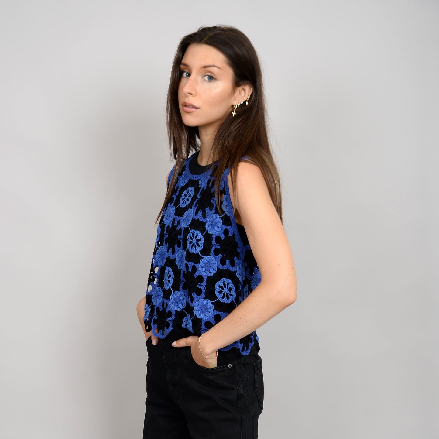 RD Style | Jaycee Sleeveless Crew Neck Pull-Over