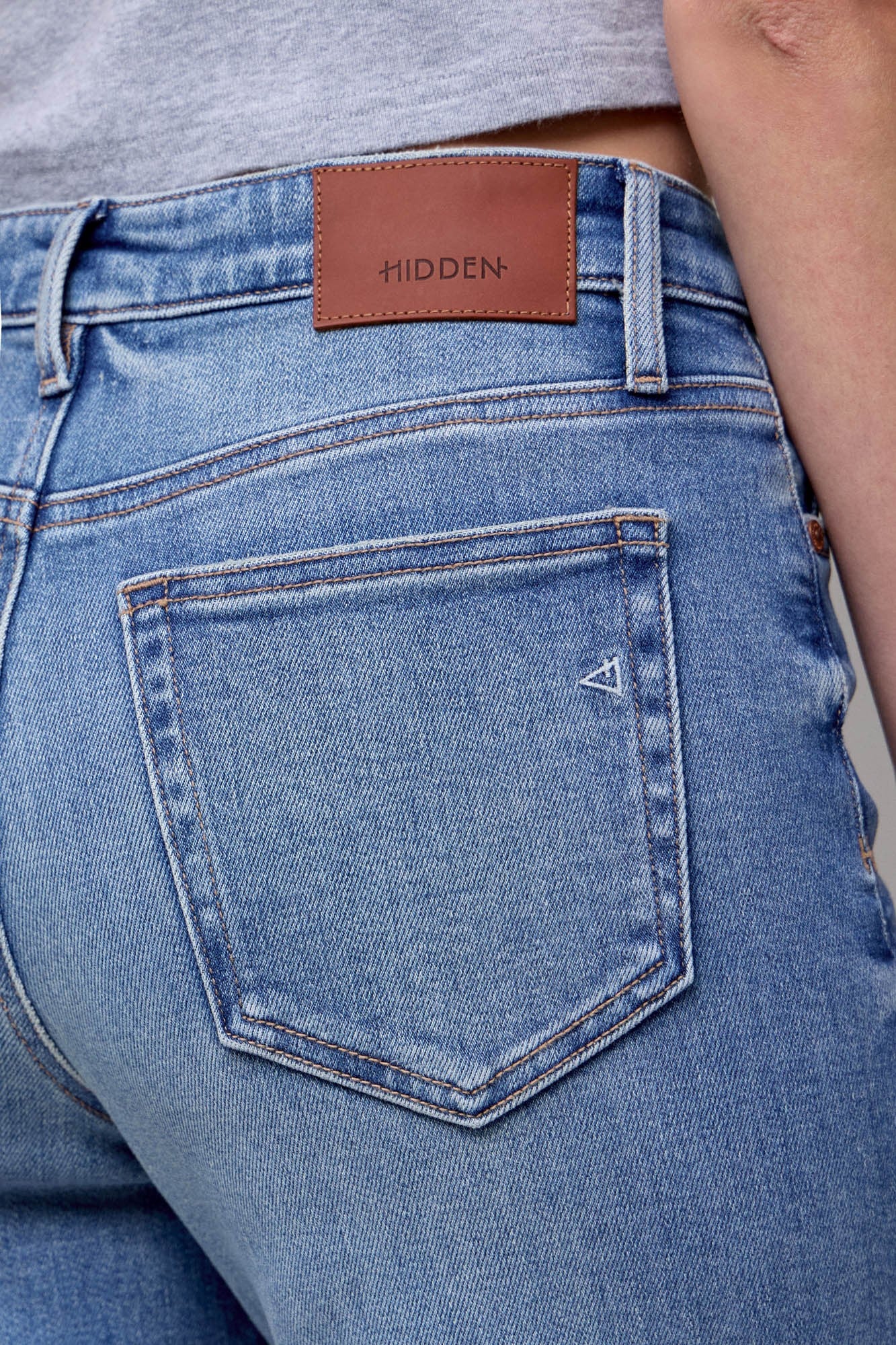 Hidden | Logan High Rise Raw Hem Wide Leg Jeans