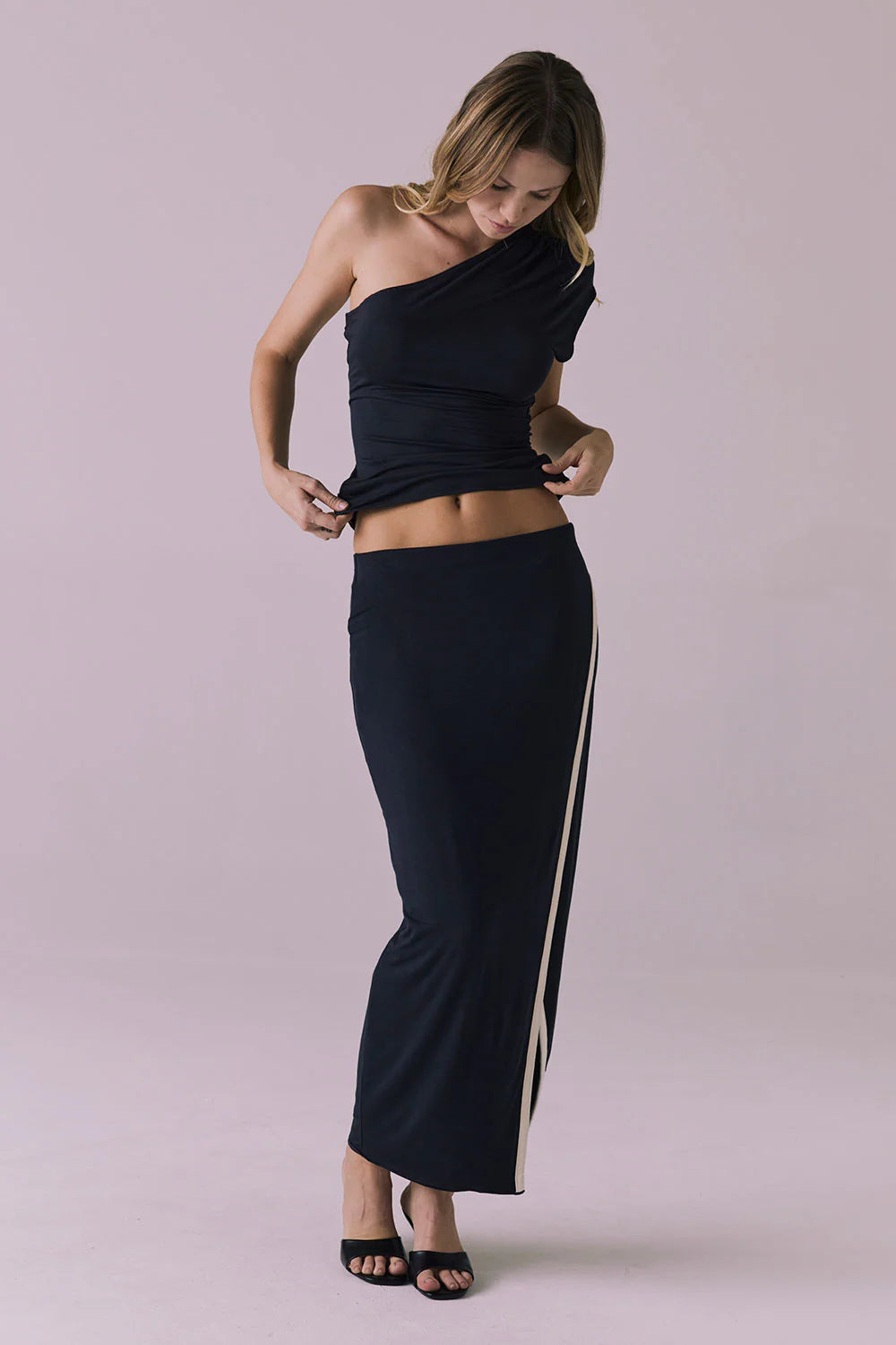 Chaser | Tavina Midi Skirt Front