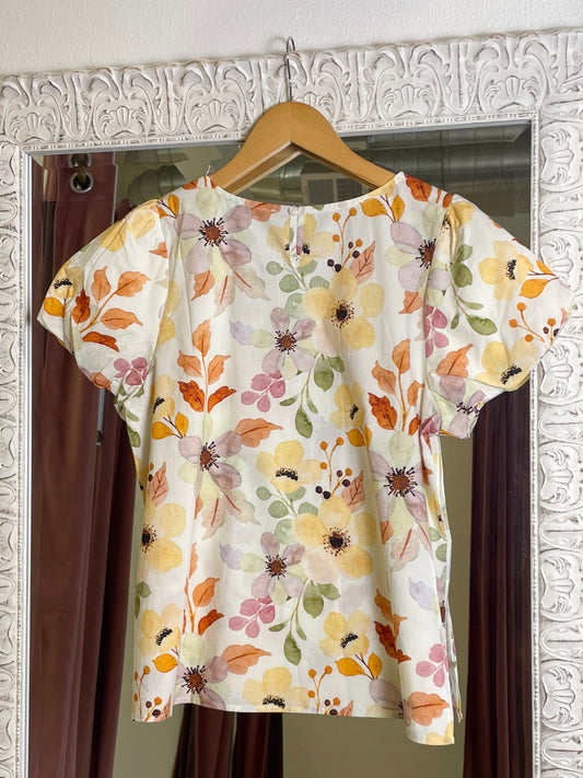 The Wonder Bloom Balloon Sleeve Blouse