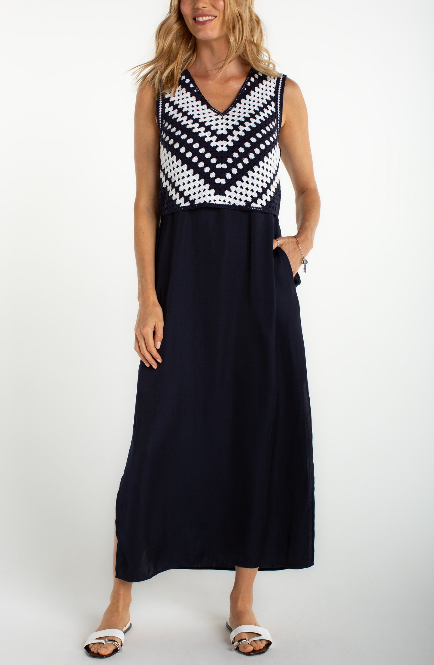 Liverpool | Sleeveless V-Neck Lace Woven Dress