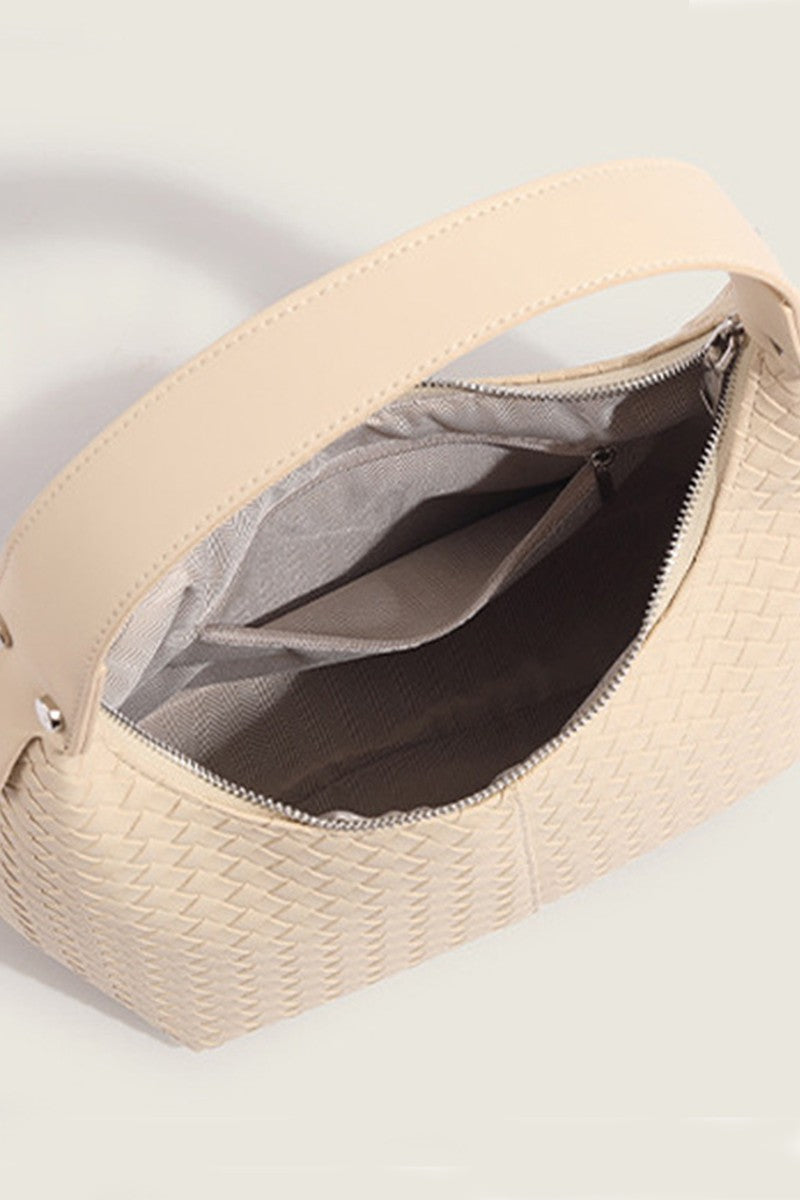 The Delaney Woven Bag Pocket Details
