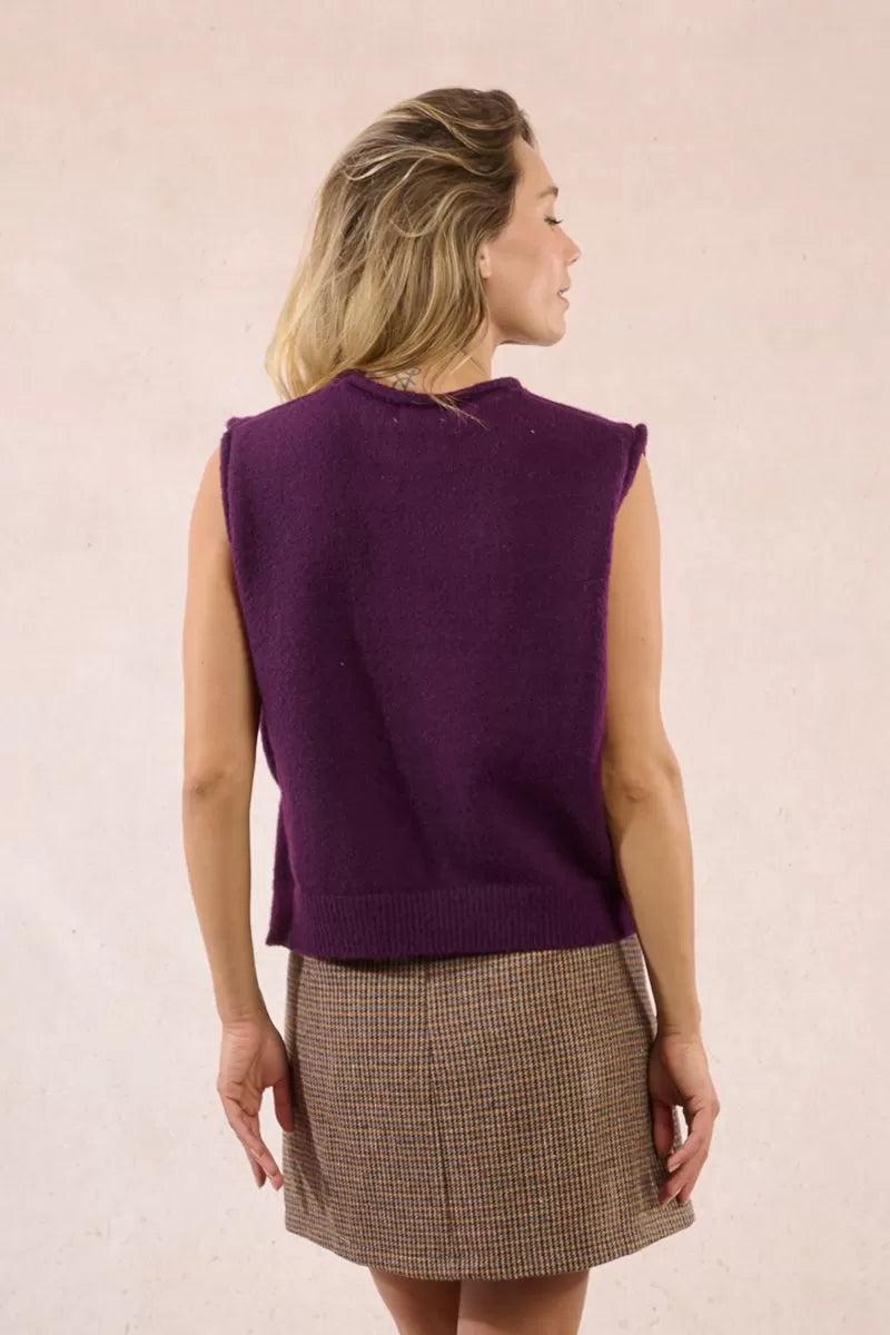 Molly Bracken | Ladies Knitted Sleeveless Sweater